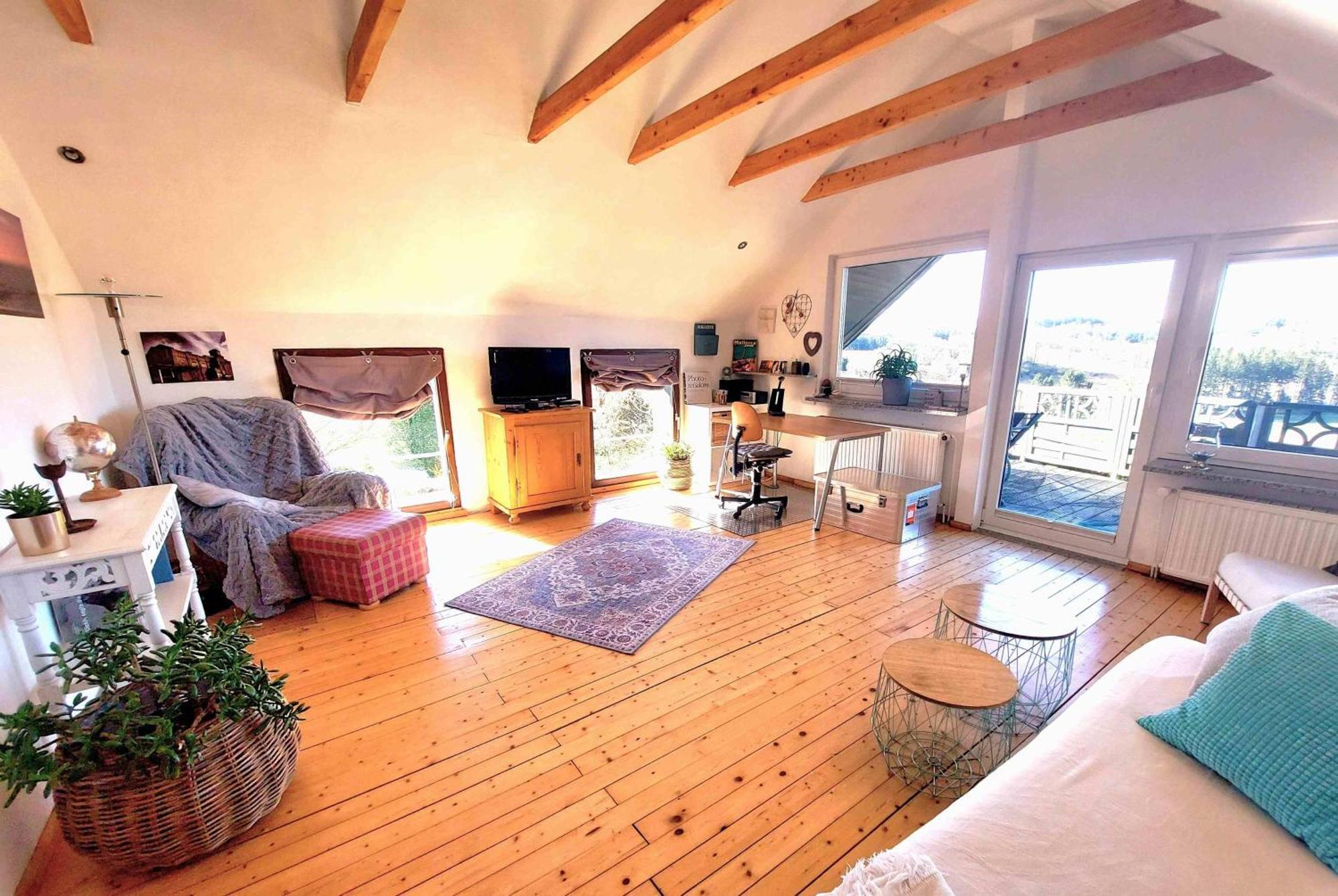 Kleines Haus Mitten In Der Natur Mit Eigener Terrasse Und Sonnenbalkon Halver Exterior foto